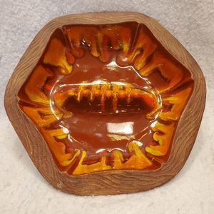 California USA Vintage 1970's Ceramic Wood Look Hexagon Ashtray #1005